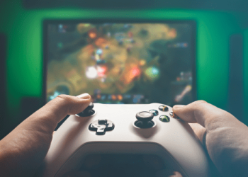 10 Hidden Easter Eggs in Popular Video Games You Probably Missed